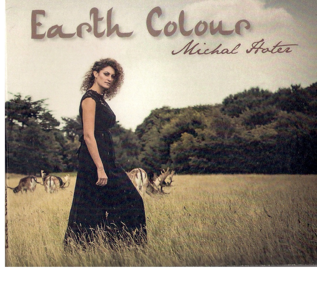 "Earth Colour"- מיכל חוטר